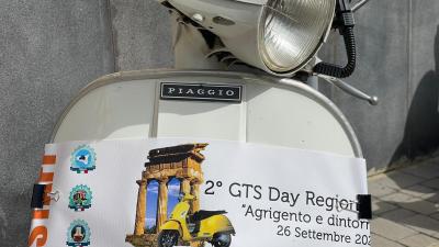 Vespisti in visita alla Fondazione